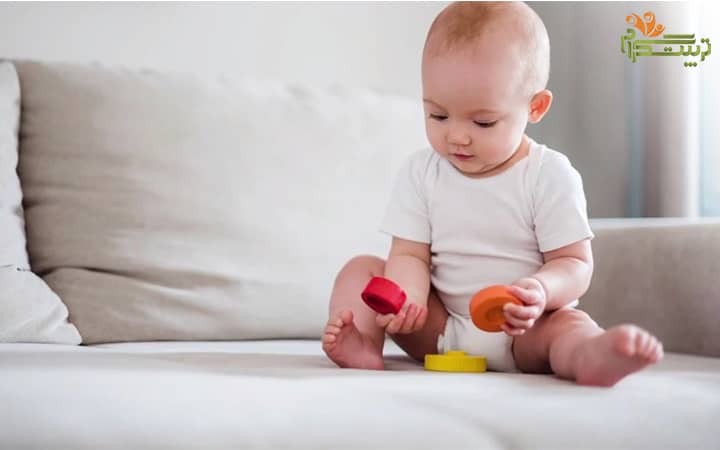 جلب توجه نوزاد در هفت ماهگی